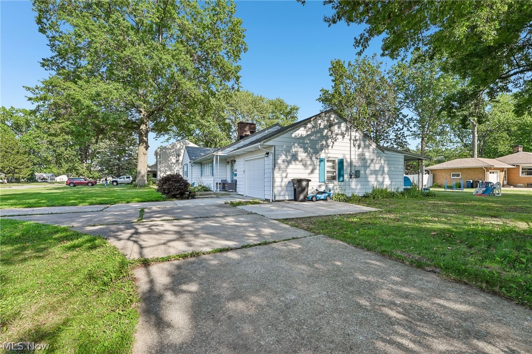 2524 W 9th Street Property Photo 4