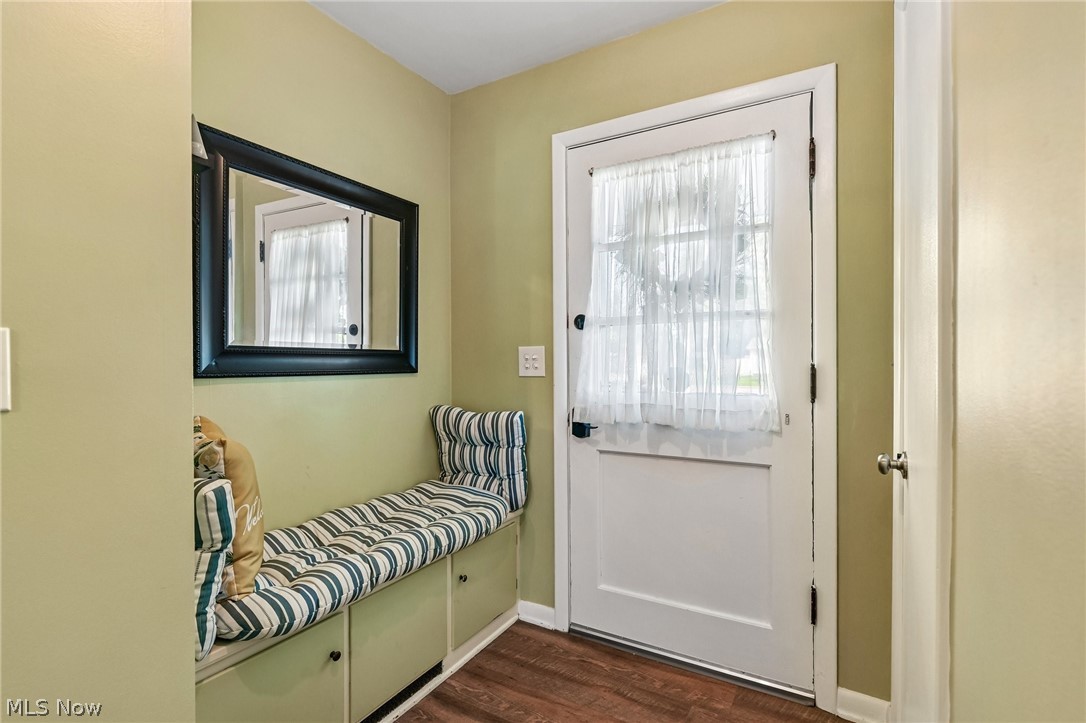 2524 W 9th Street Property Photo 5