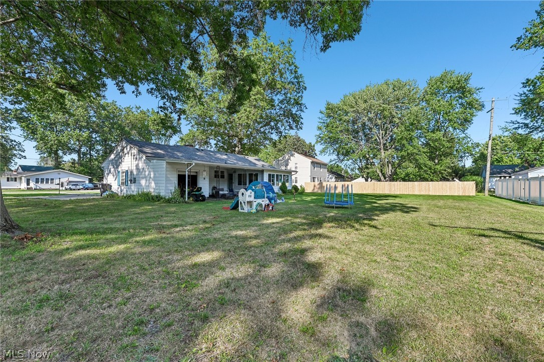 2524 W 9th Street Property Photo 25