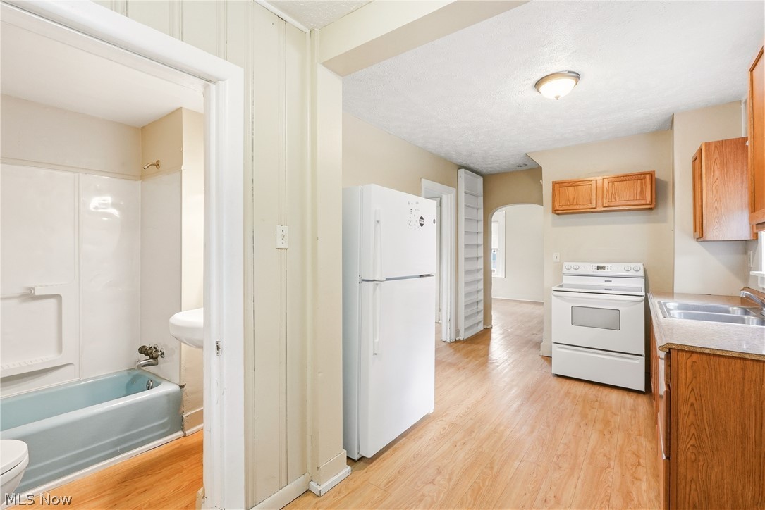 285 Sumner Court Property Photo 14