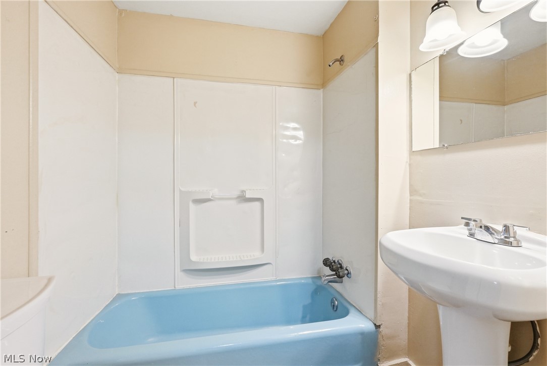 285 Sumner Court Property Photo 15