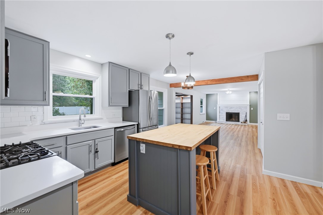 871 Glenbrook Road Property Photo 4