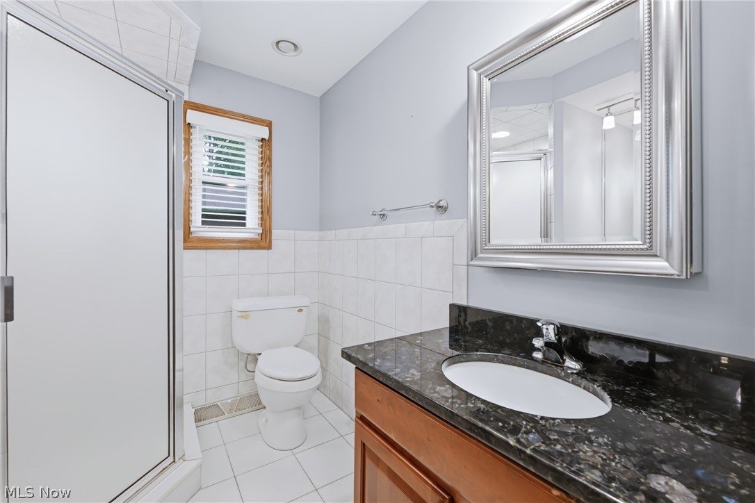 871 Glenbrook Road Property Photo 20