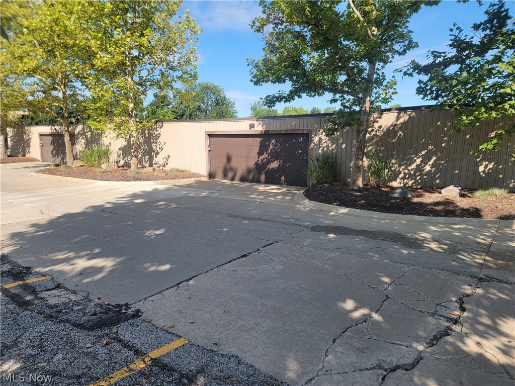 9610 Cove Drive B18 Property Photo 14