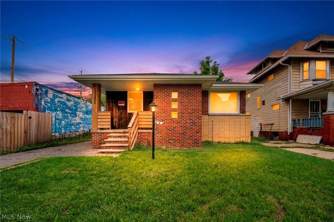 12505 Arlington Avenue Property Photo