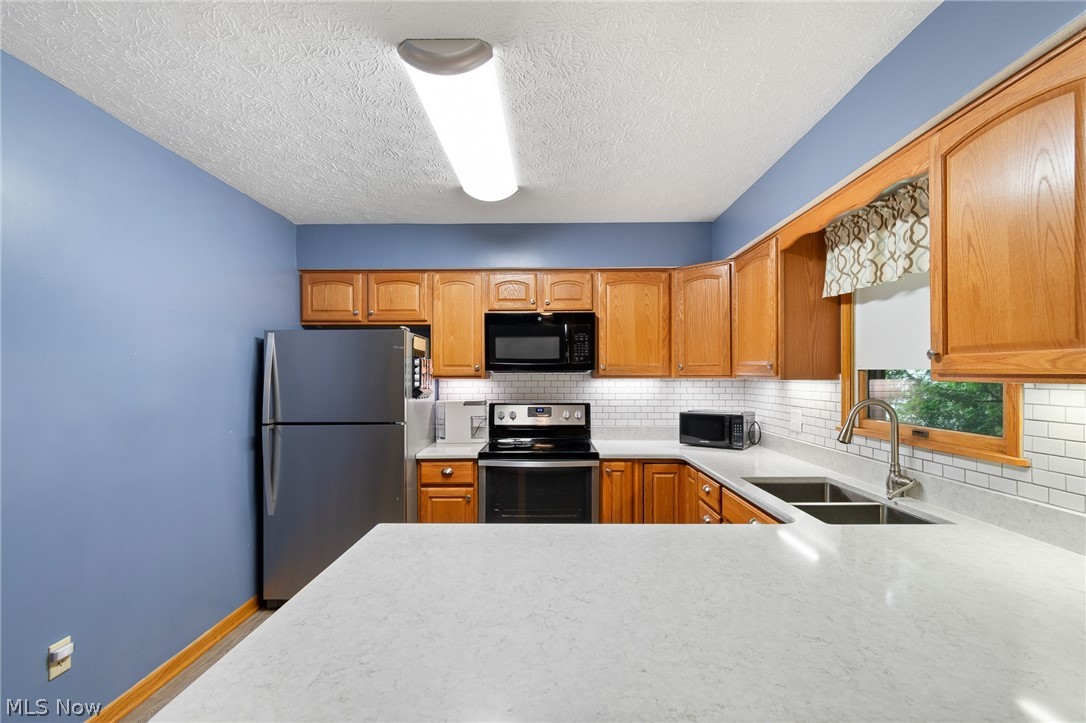380 Naples Drive Property Photo 15