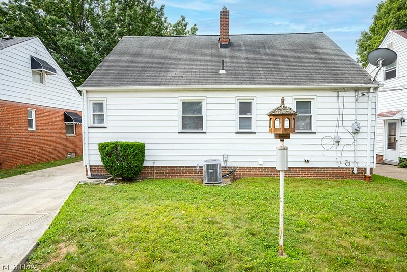 21101 Crystal Avenue Property Photo 5