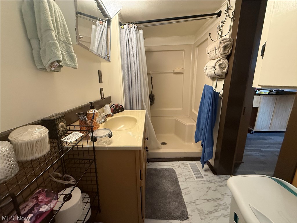 839 Locust Street Property Photo 15