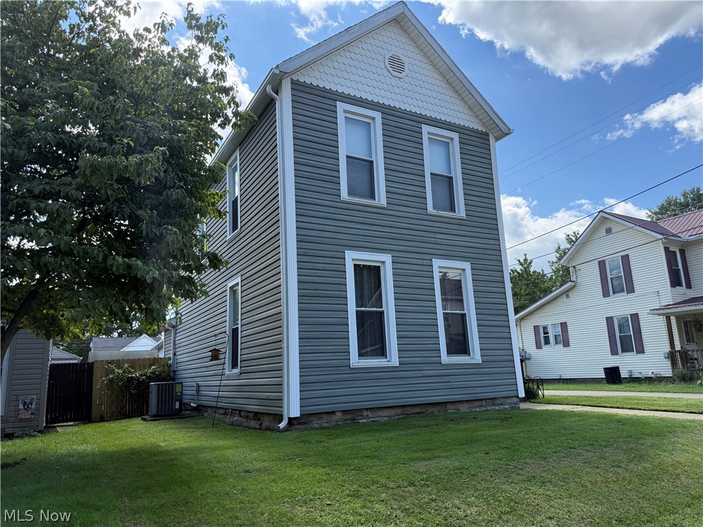 839 Locust Street Property Photo 24