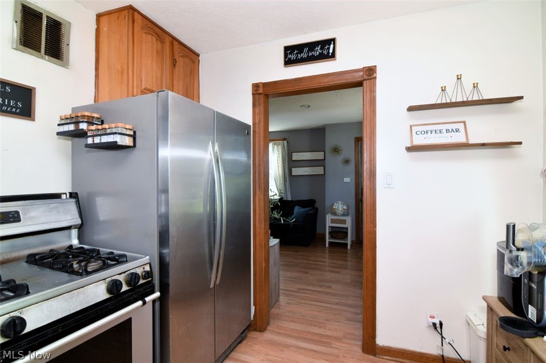 696 High Street Property Photo 10