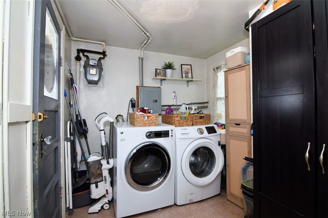 696 High Street Property Photo 12