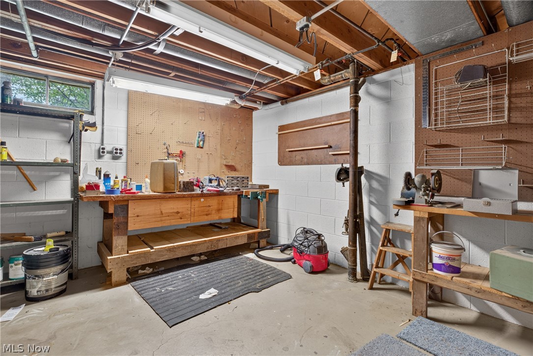 1164 Edgecliff Drive Property Photo 38
