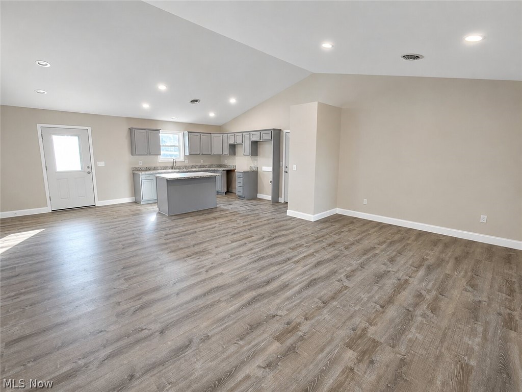11489 Roller Coaster Road Property Photo 5