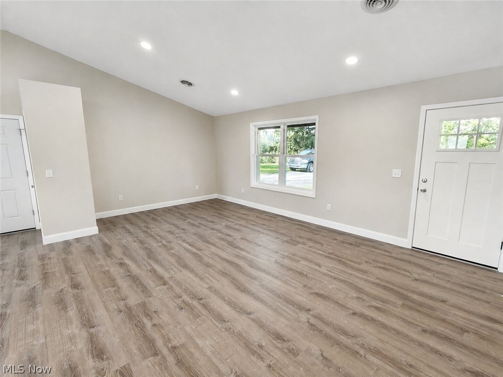 11489 Roller Coaster Road Property Photo 6