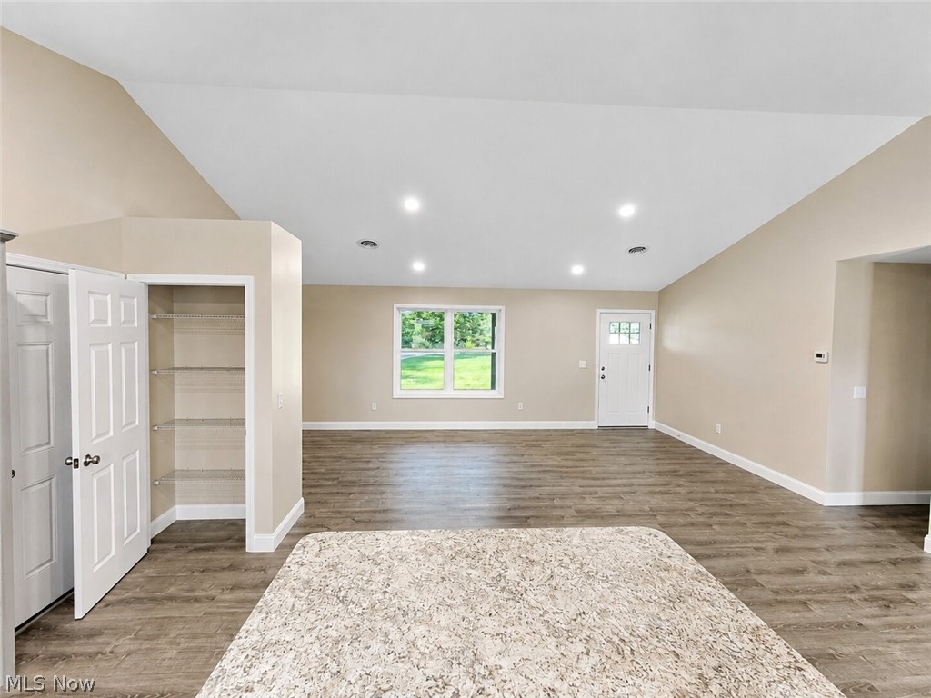 11489 Roller Coaster Road Property Photo 8