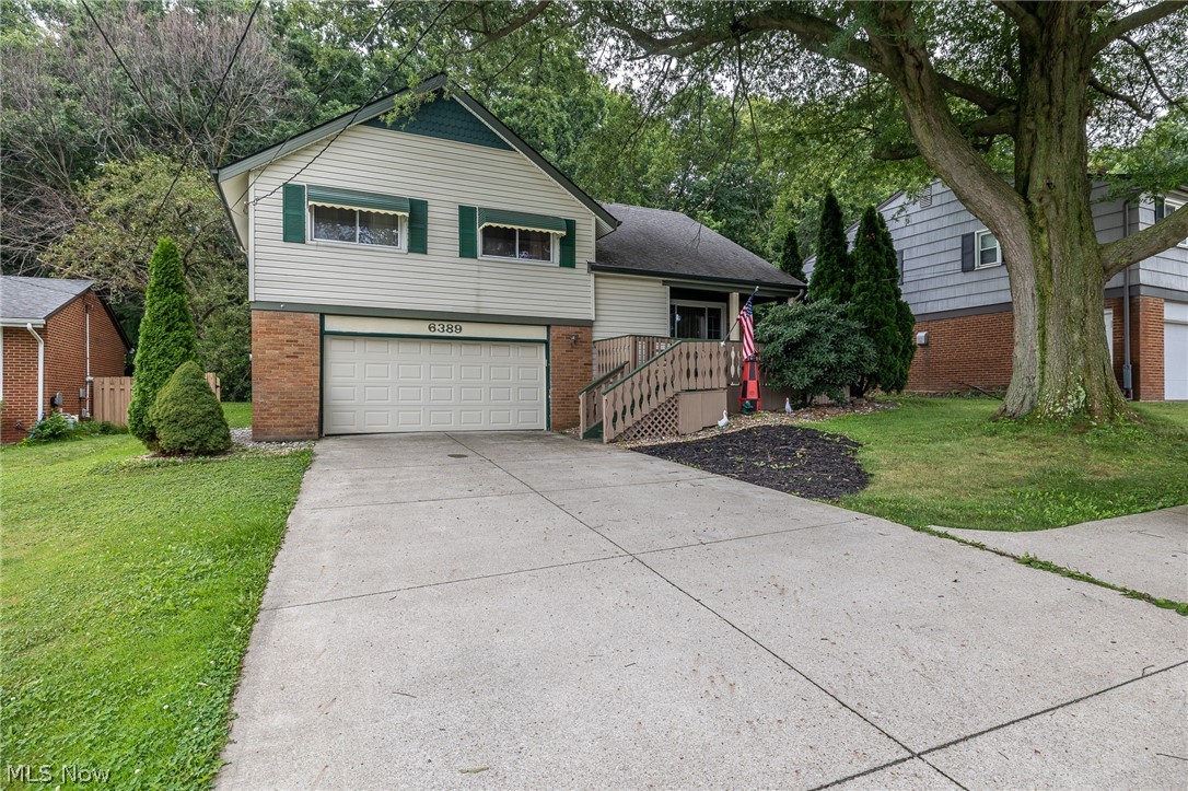 6389 W 54th Street Property Photo