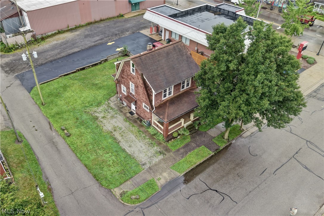 121 2nd Street Se Property Photo 32