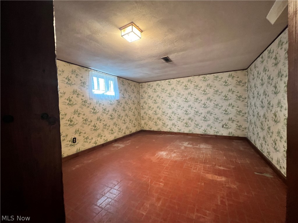 6311 Thornton Drive Property Photo 18