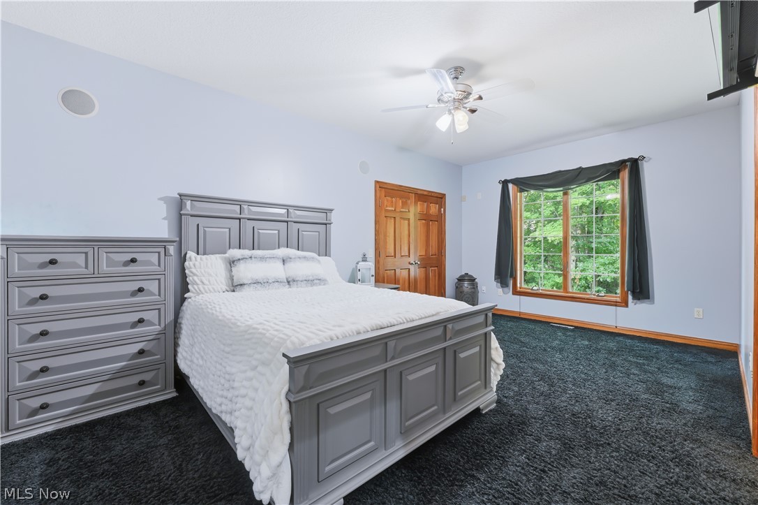 5560 Oak Hill Drive Property Photo 15