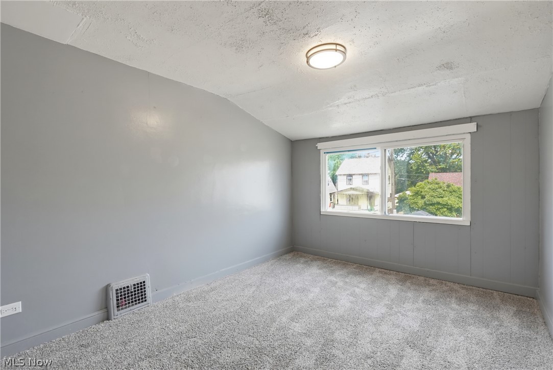 3842 Highland Road Property Photo 24
