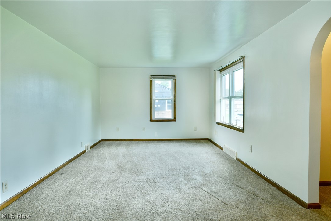 4625 Middle Drive Property Photo 6