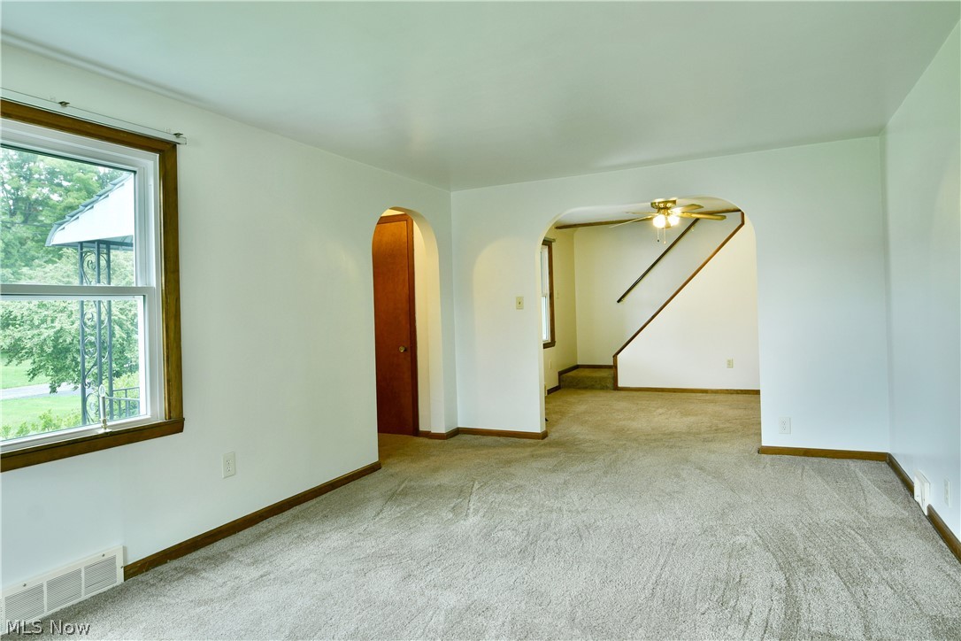 4625 Middle Drive Property Photo 8