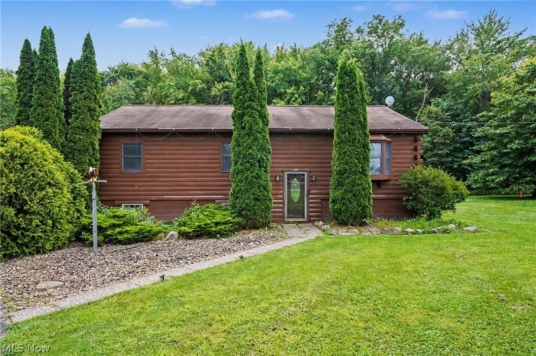 6092 Warren Road Property Photo 1
