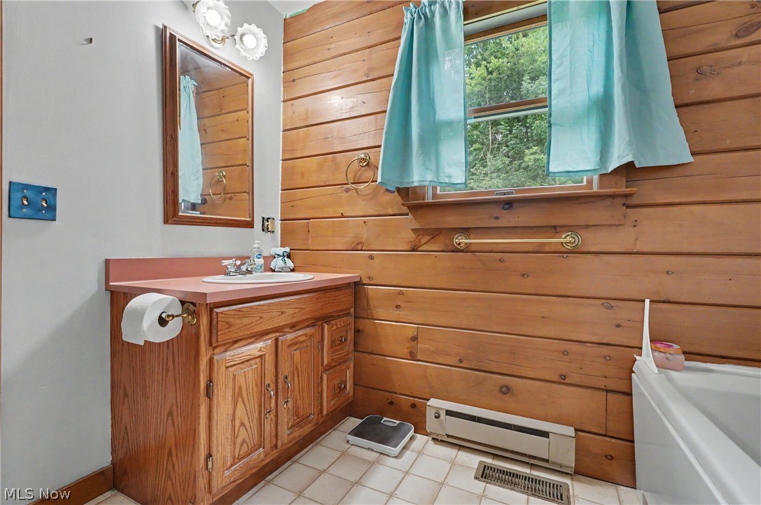 6092 Warren Road Property Photo 23
