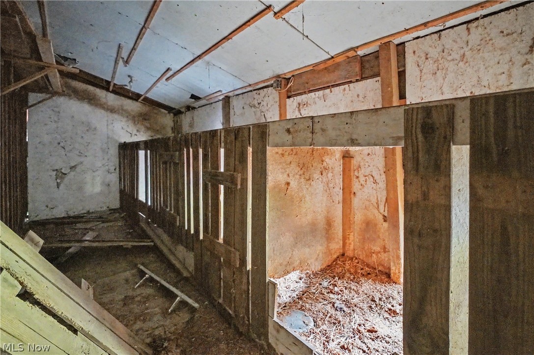 6092 Warren Road Property Photo 38
