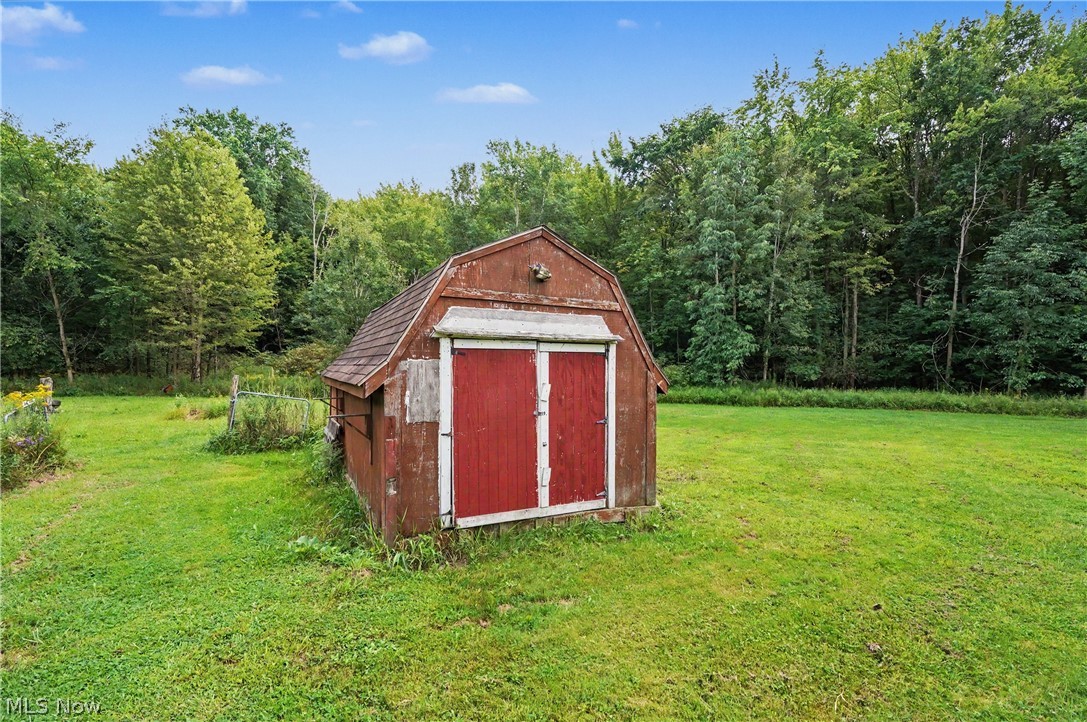 6092 Warren Road Property Photo 44