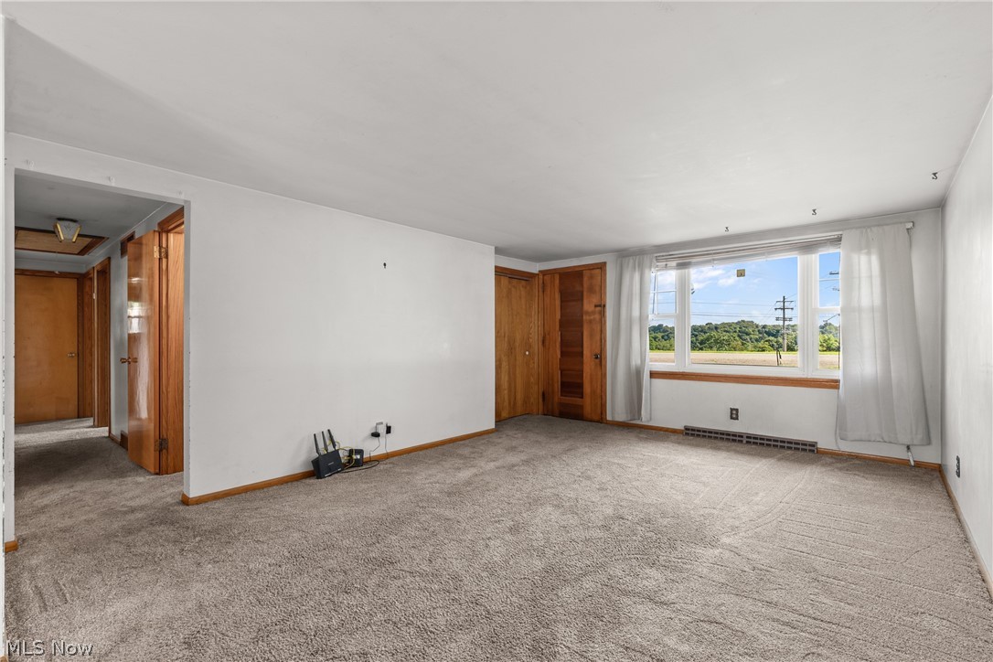 39 Emmett Way Property Photo 4