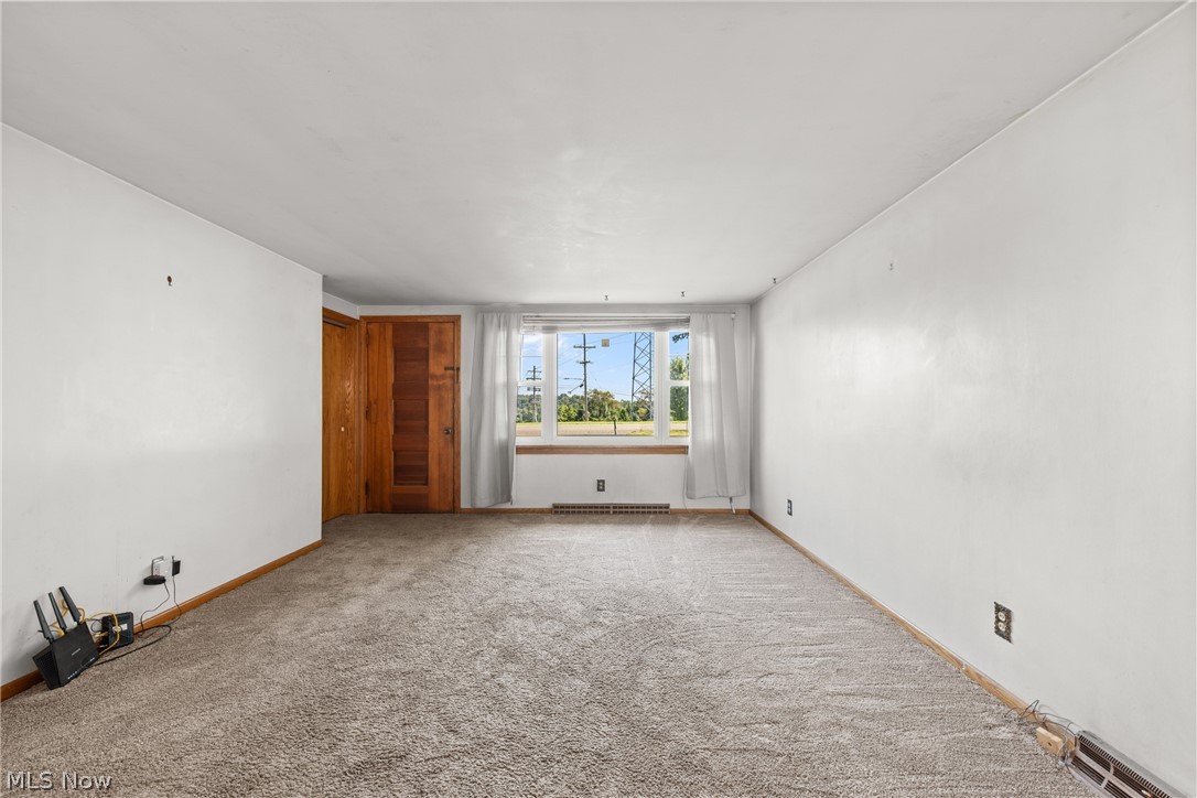 39 Emmett Way Property Photo 5