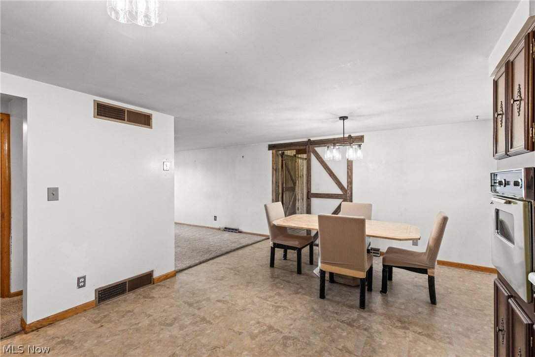 39 Emmett Way Property Photo 11