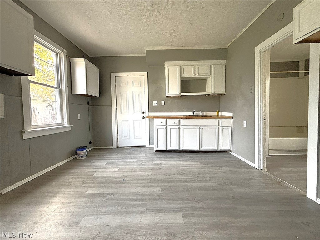 4501 Hyde Avenue Property Photo 5