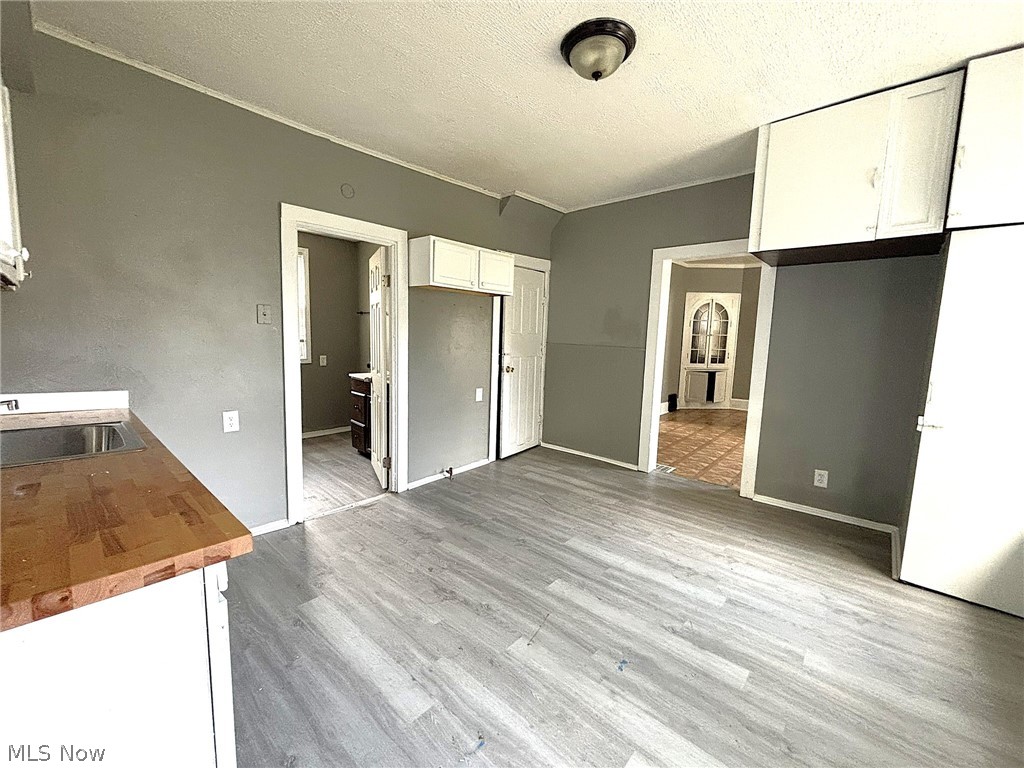 4501 Hyde Avenue Property Photo 6
