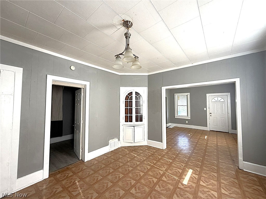 4501 Hyde Avenue Property Photo 10
