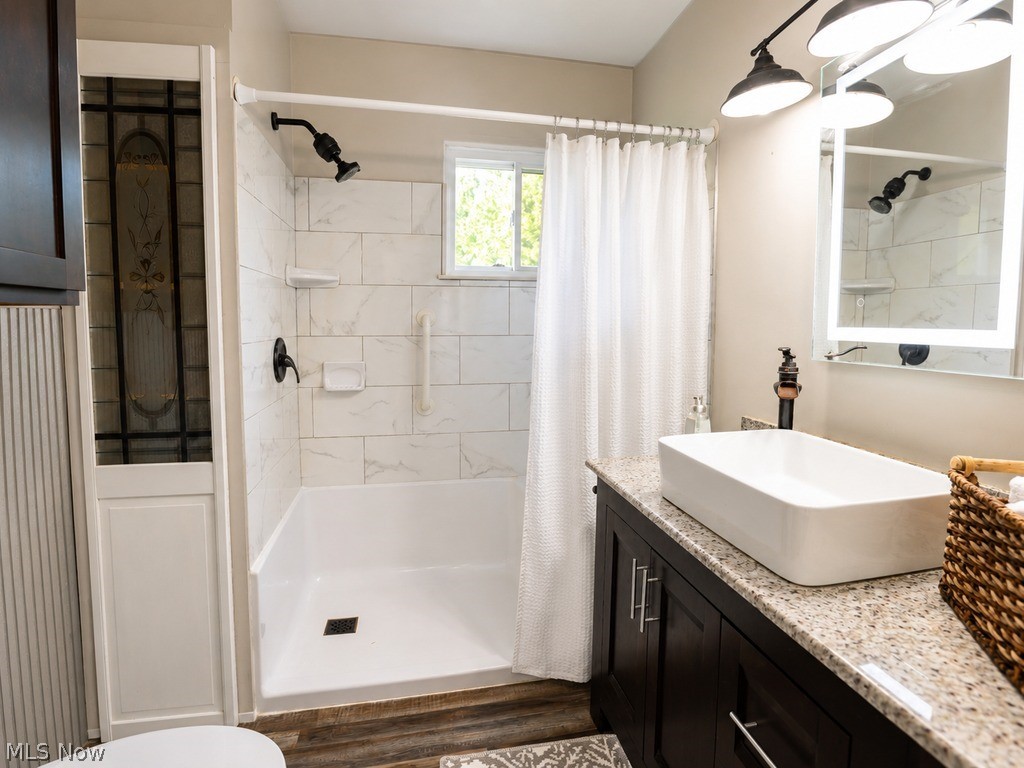 5833 Ford Road Property Photo 11