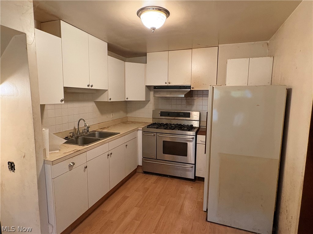 1026 E Schaaf Road Property Photo 6