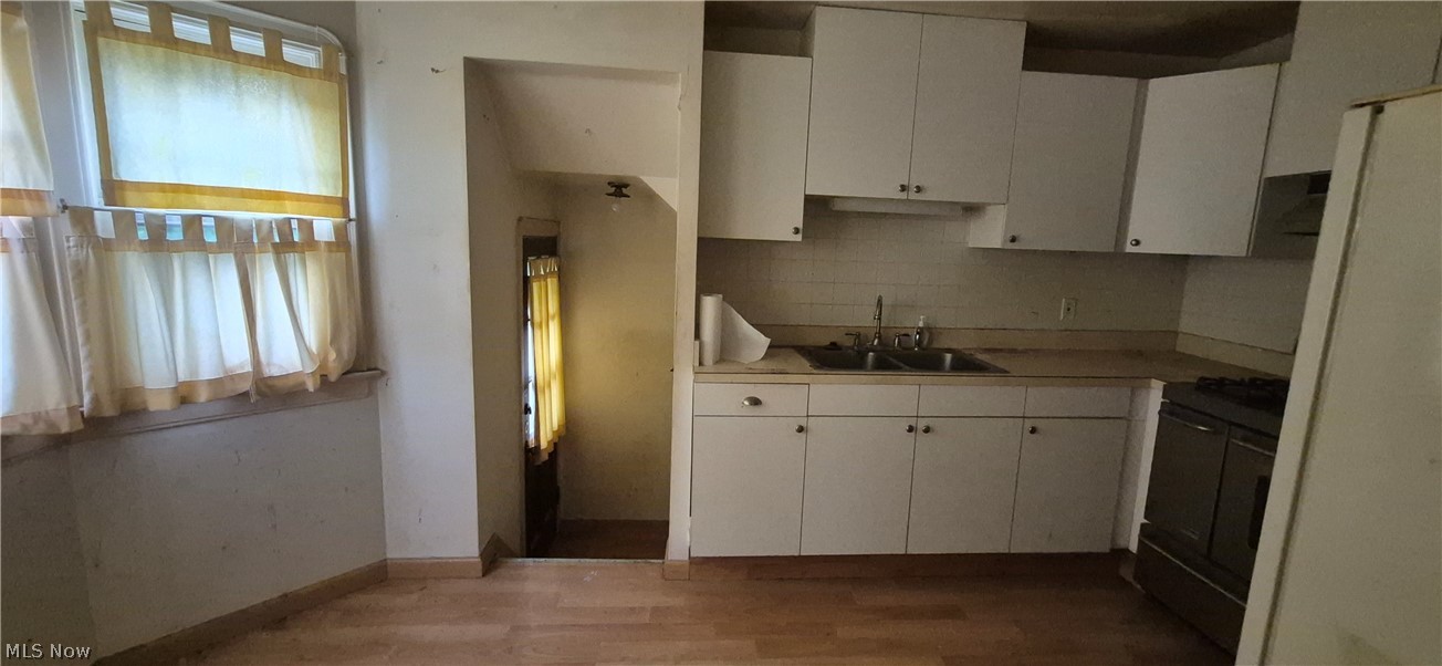 1026 E Schaaf Road Property Photo 7