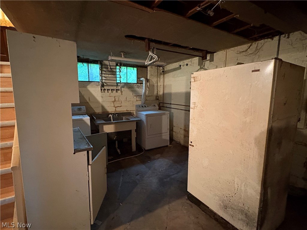 1026 E Schaaf Road Property Photo 18