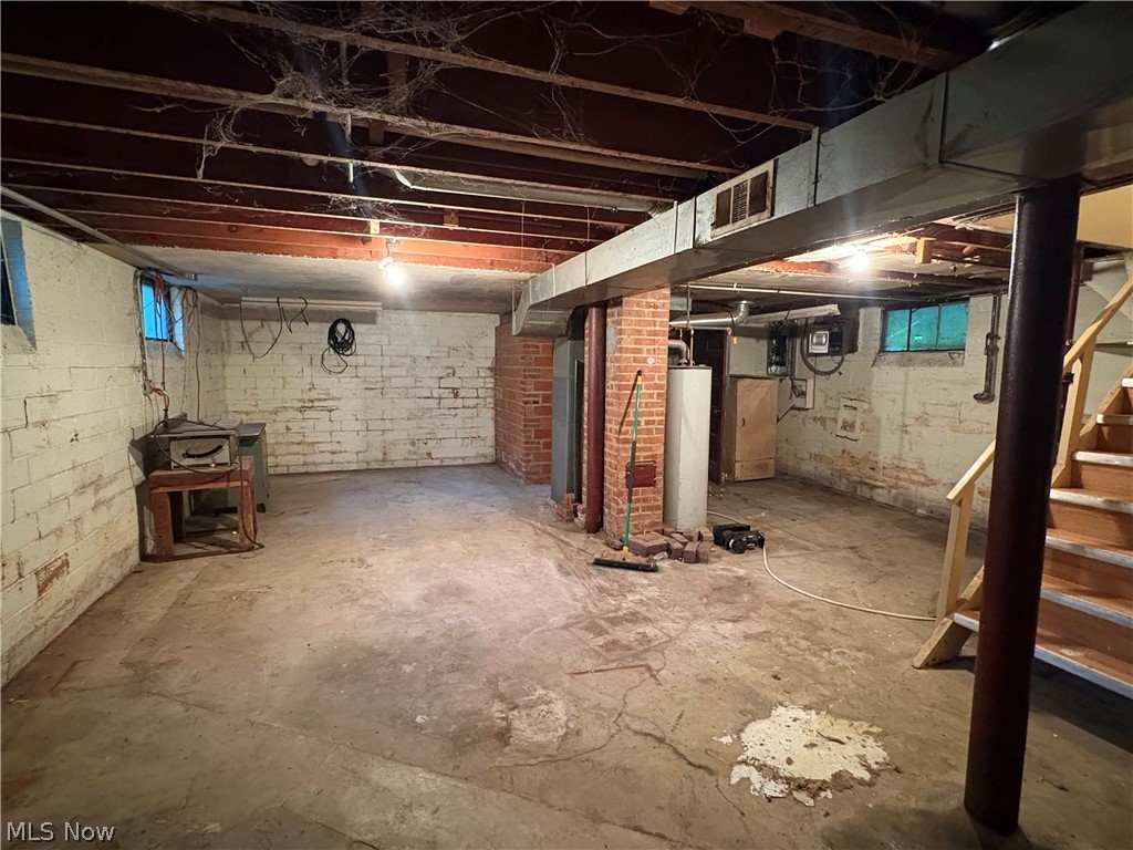 1026 E Schaaf Road Property Photo 19