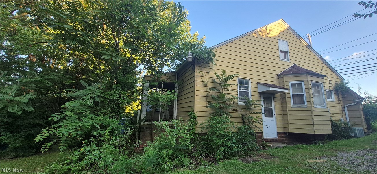 1026 E Schaaf Road Property Photo 23
