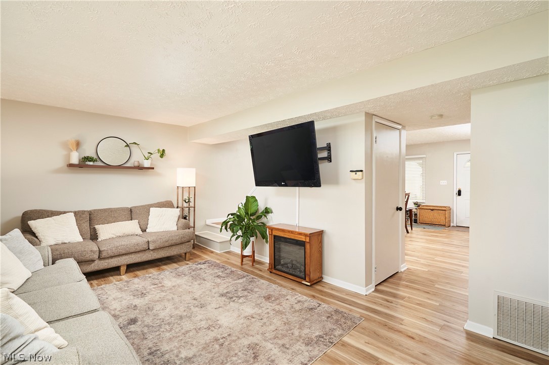 2086 Beechtree Drive #54 Property Photo 5