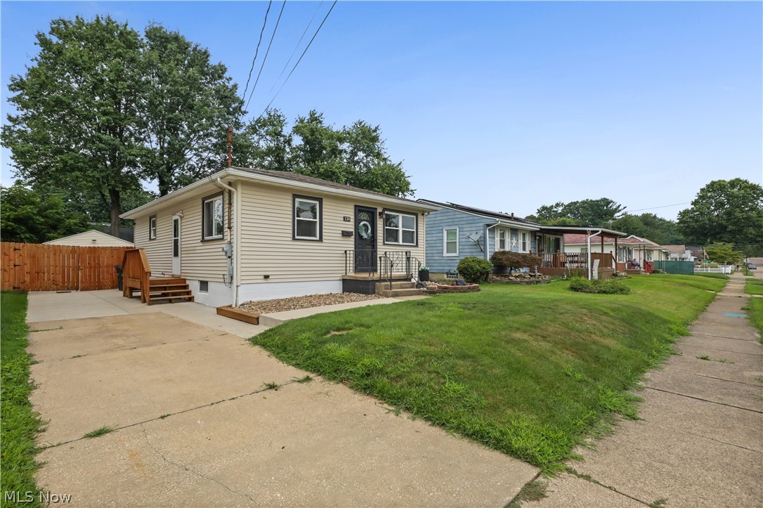 138 Thorlone Avenue Property Photo 2