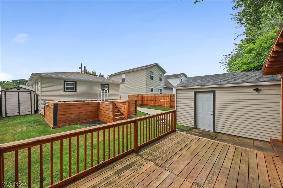 138 Thorlone Avenue Property Photo 37