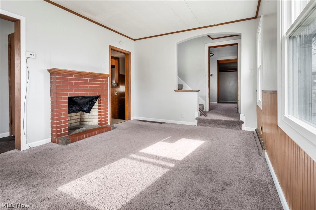 834 Devine Street Property Photo 11