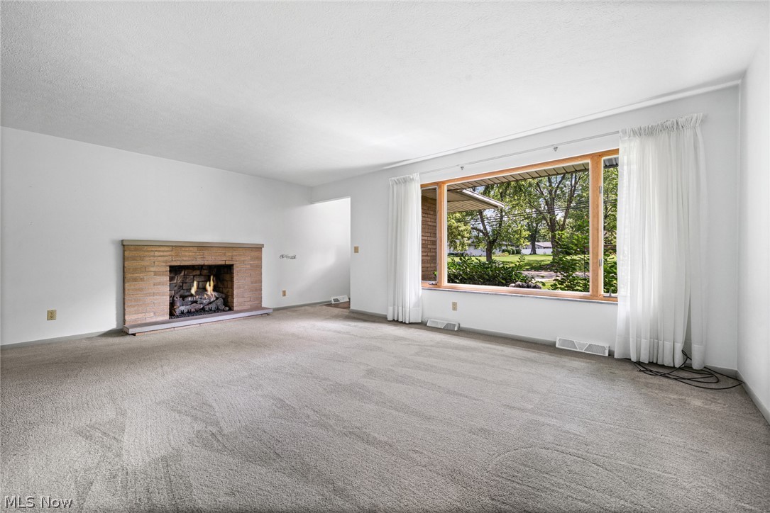 6217 Brookside Road Property Photo 4