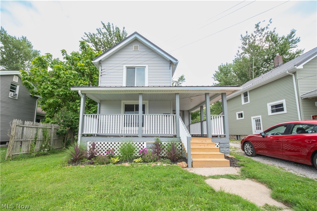 126 Willis Avenue Property Photo 1