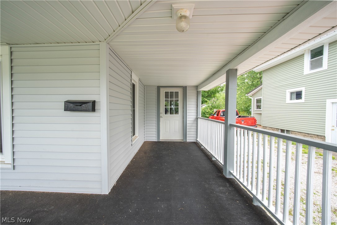 126 Willis Avenue Property Photo 2