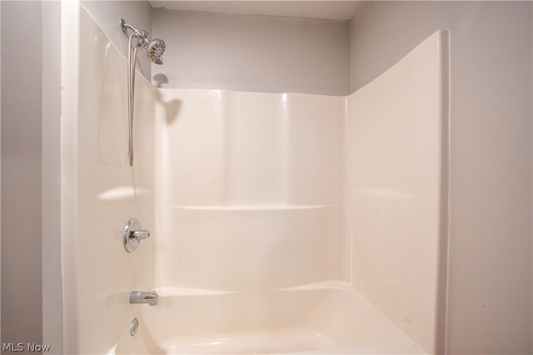 126 Willis Avenue Property Photo 12